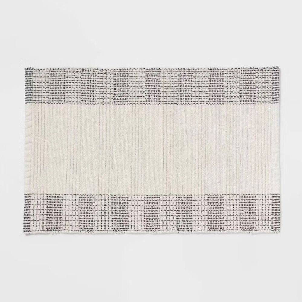 Threshold Oversized Black and White Chenille Bath Rug size 24x36